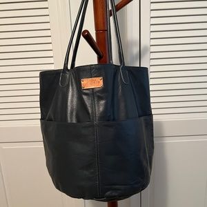 Joji&Co Delta Bucket Bag
